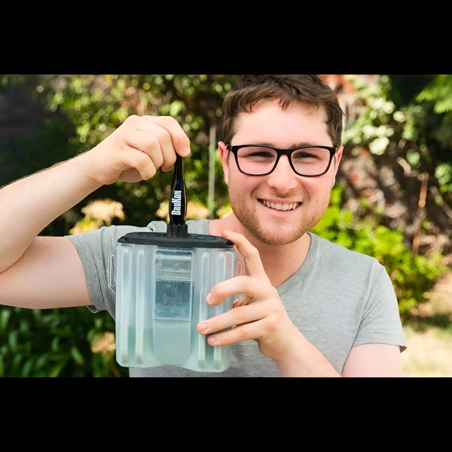 BruKon "Tower 36" 6-Pack Paint Brush Cleaner & Storage – Cleans 36 Brushes