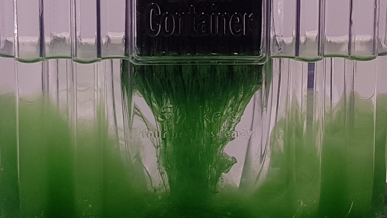 BruKon single brush cleaner container